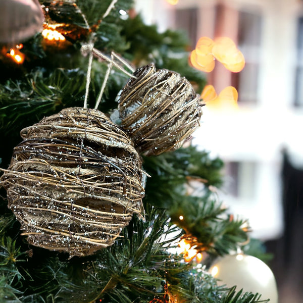 Twig Glitter Wire Ball Ornament